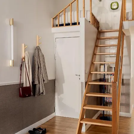 Apartment Edgar Martyrs - Loft Paris